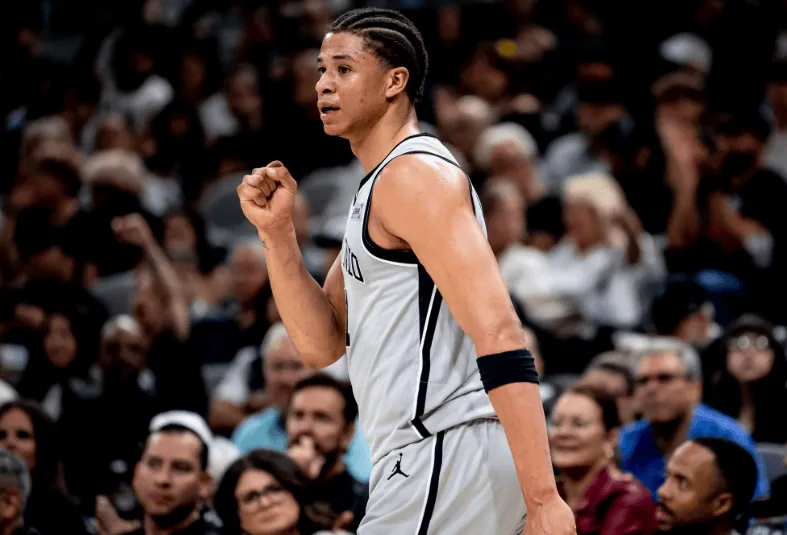 生涯之夜！卡布今日三分6中5砍下17分，创生涯单场得分新高